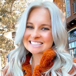 Meet your Posher, Kaitlyn